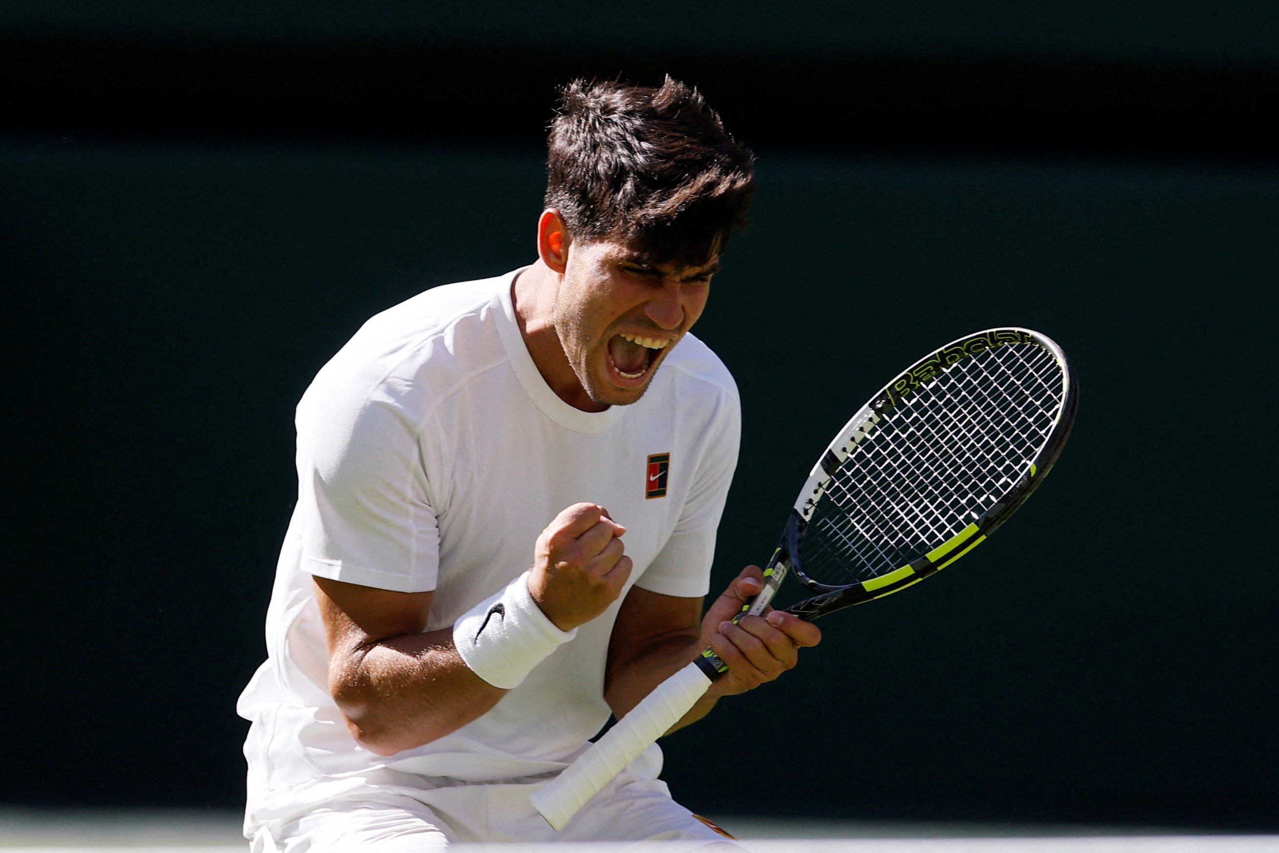 IM体育官方网-英国网球队碾压德国网球队，阿尔卡拉斯制霸全场