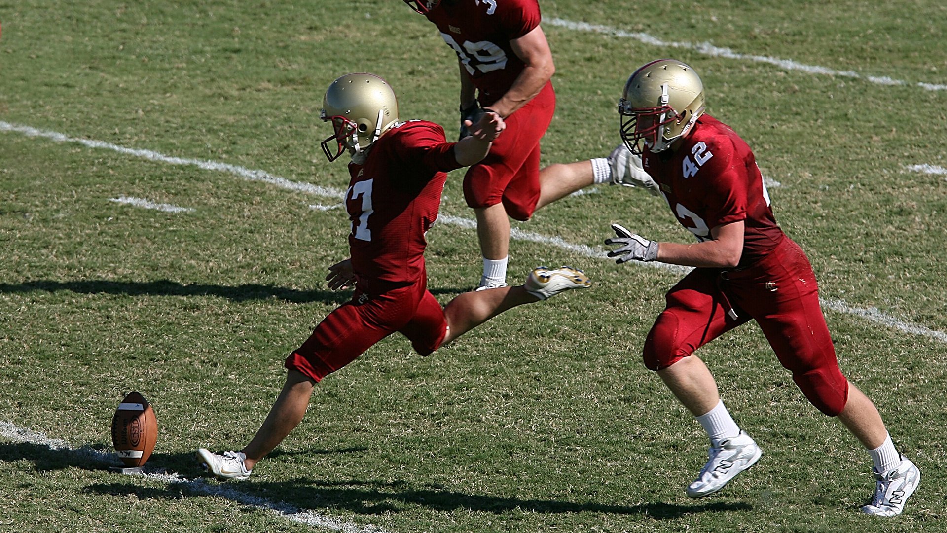 IM体育平台-篮网雷霆之战，利拉德进攻狂潮无人可挡